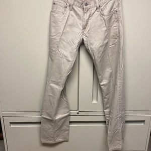 Mens Levi’s 514 5-Pocket Khaki Pants, Size 30 x 32.